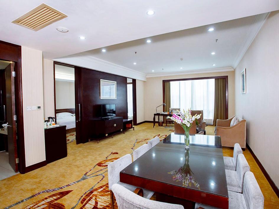 Vienna International Hotel Shenzhen Hua'Nan City Eksteriør billede