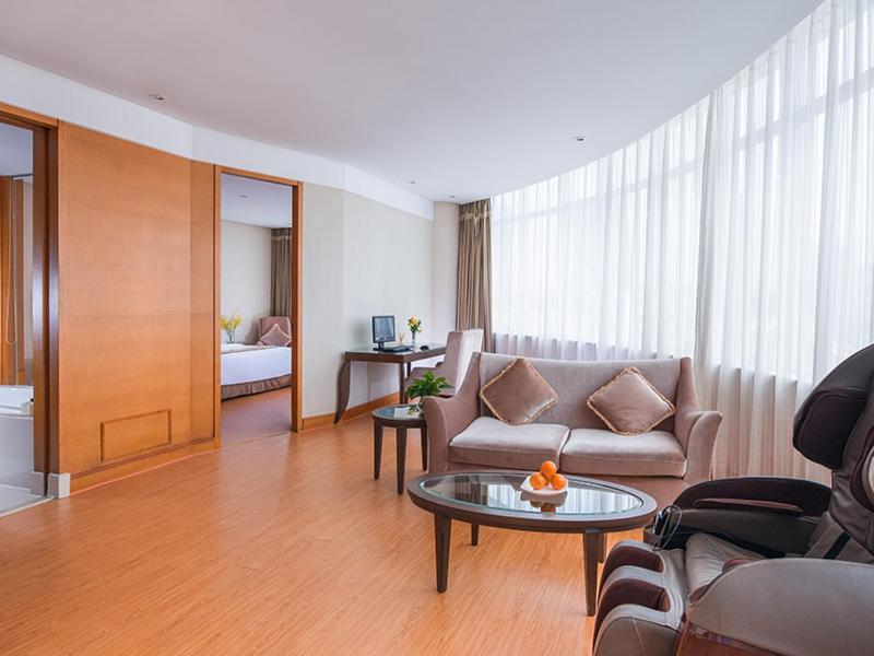 Vienna International Hotel Shenzhen Hua'Nan City Eksteriør billede